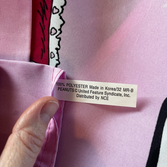 Peanuts Valentines Decorative Flag Snoopy and Woodstock Pink - Picture 3 of 6